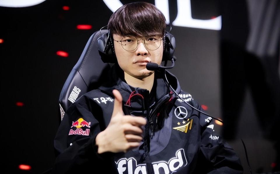 本赛季Life击败了S11冠军EDG除Viper外全部选手