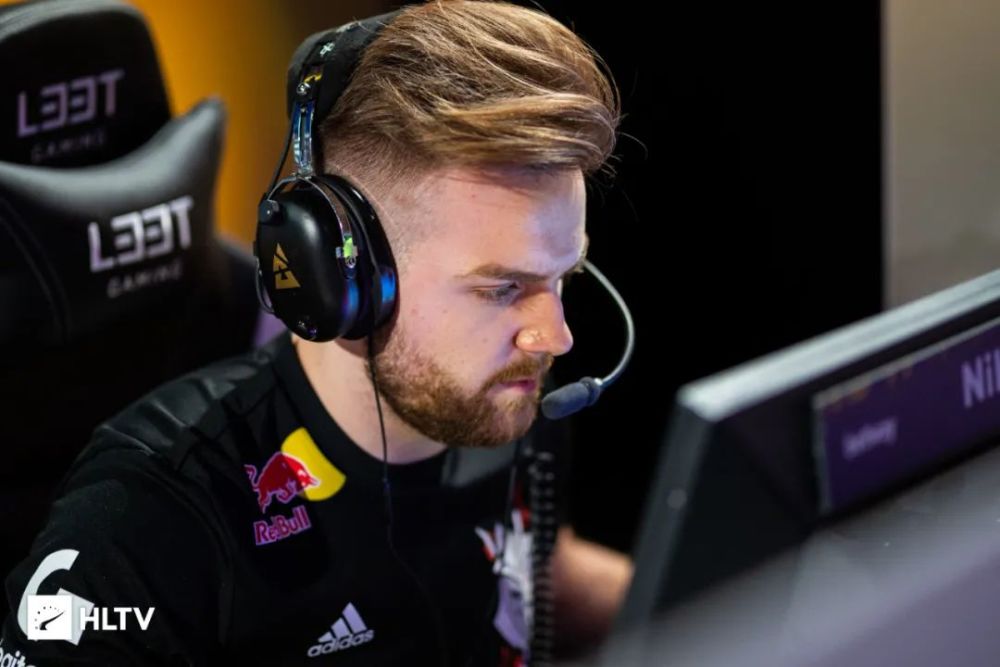 LPL夏季赛W9D3：BLG对阵FPX，TES大战JDG收官组内赛