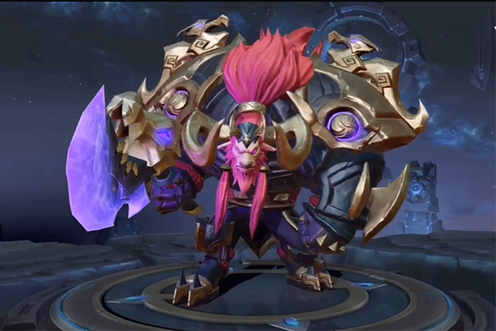 LPL前英文流解说Kitty晒照：昨晚二路直播的look～