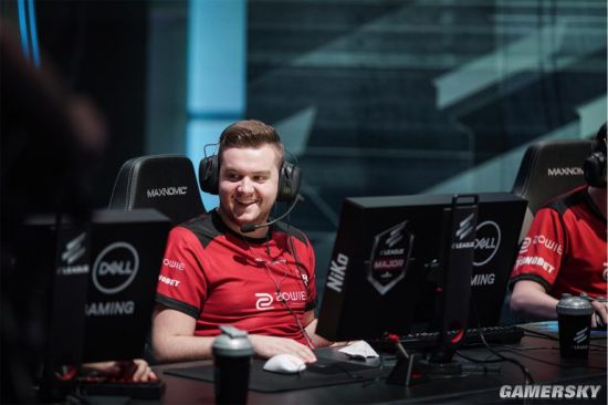 JDG击败BLG 成为近五年来第二支夏冠在新赛季首场取胜的队伍